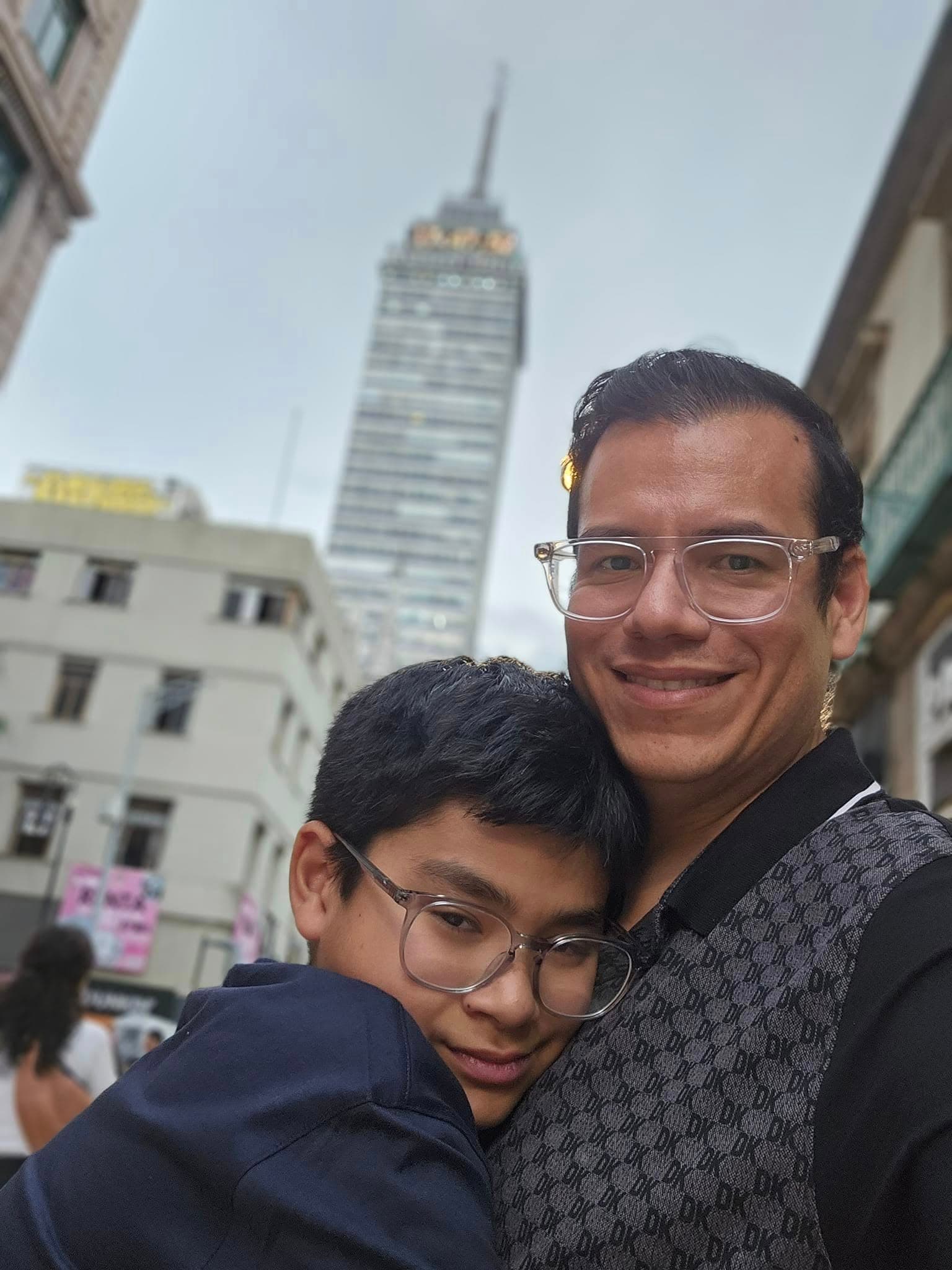 Juan Wiley with his son in Mexico City, 2024
